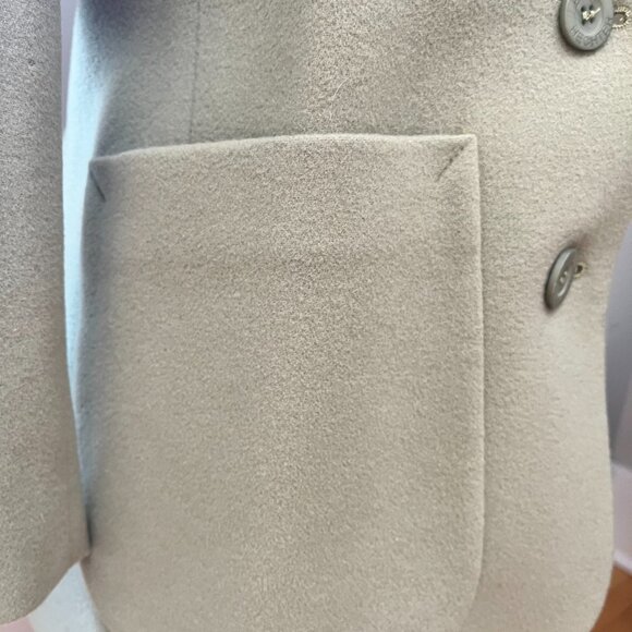 Vintage Pale Moss Green Wool/Cashmere Daniel Hechter Petites Blazer, Size Small - Picture 4 of 8